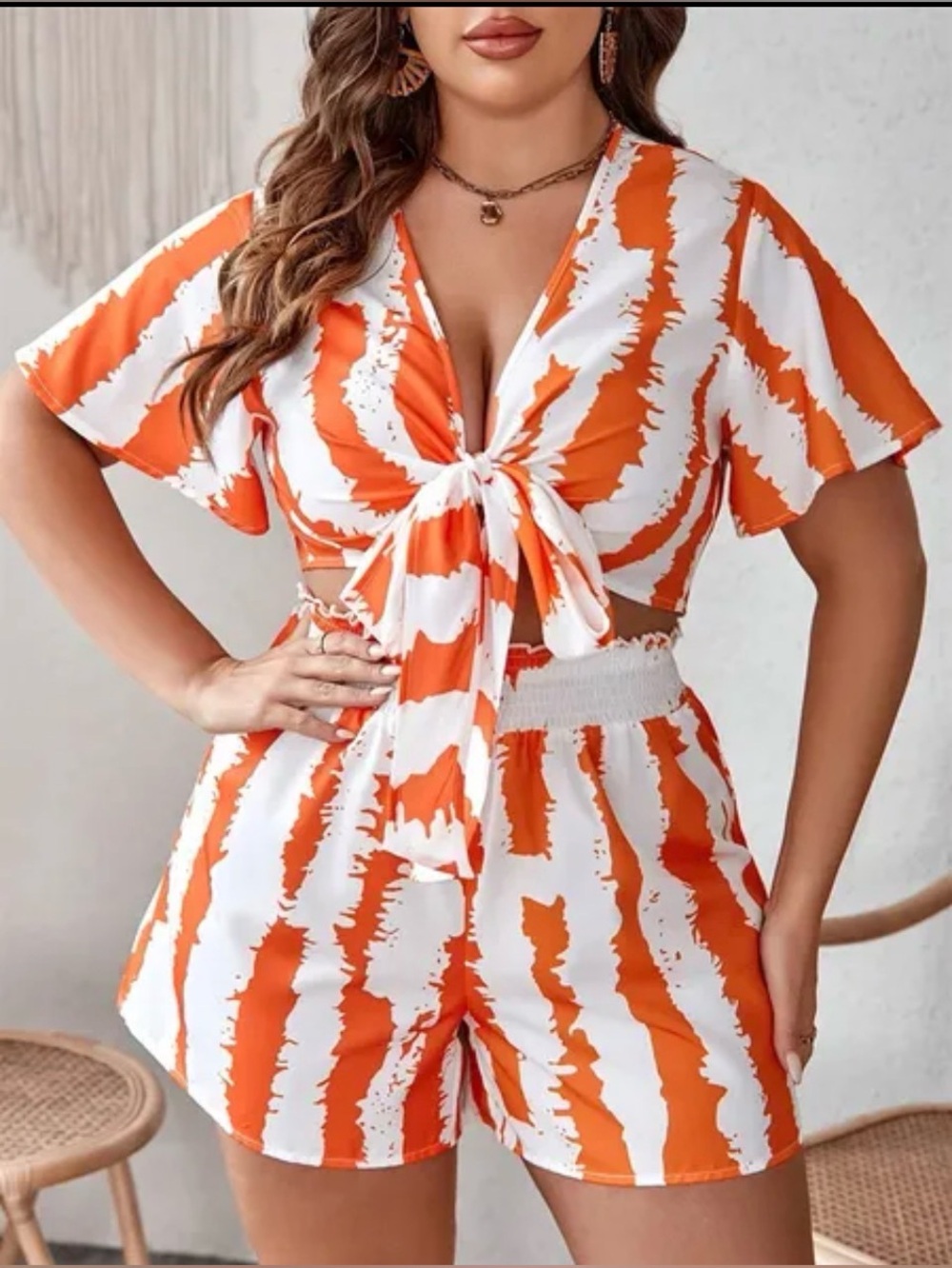 Super cute orange and white tye-dye print set